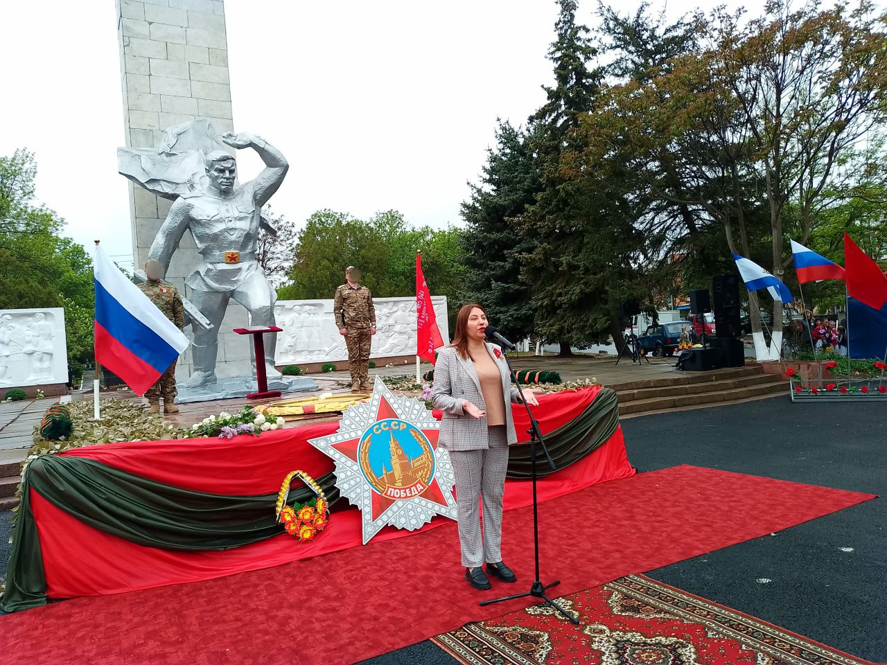 С Великим праздником — Днём Победы!.
